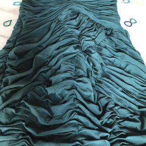 BCBG Maxszaria petites dress